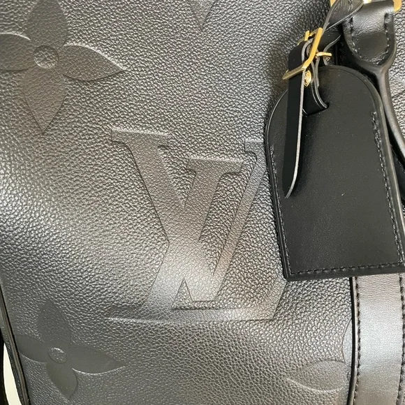 Louis Vuitton weekend bag. Out of stock online and in stores - Picture 4 of 10